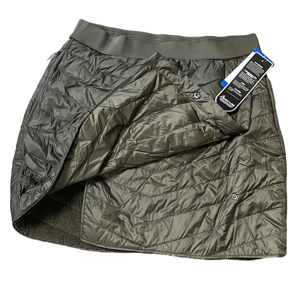 Aventure Quilted Down Snap Faux Wrap Fleece Lined Mini Skirt - Picture 6 of 7